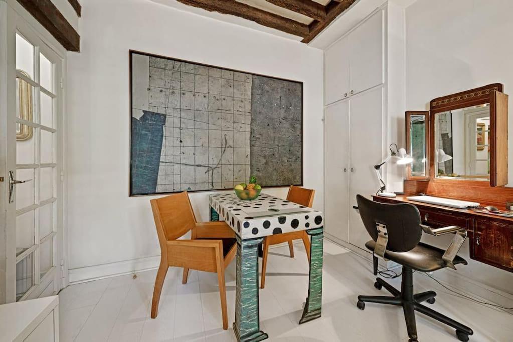 Artistic Apartment In Paris 12 Экстерьер фото